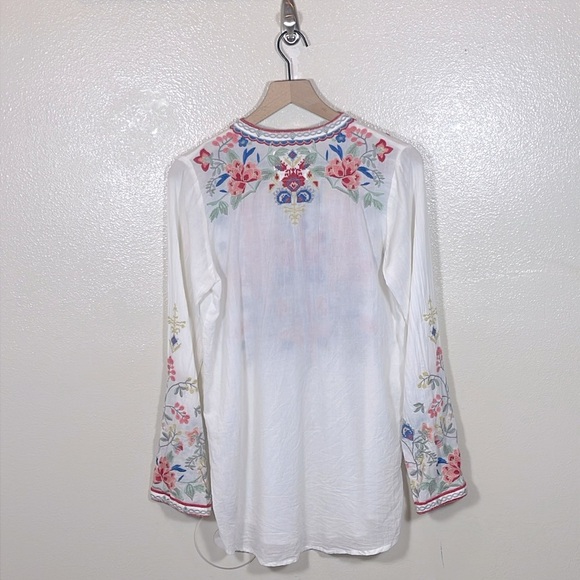 Johnny Was Biya  White Blouse with Elegant embroidery small - Picture 2 of 8